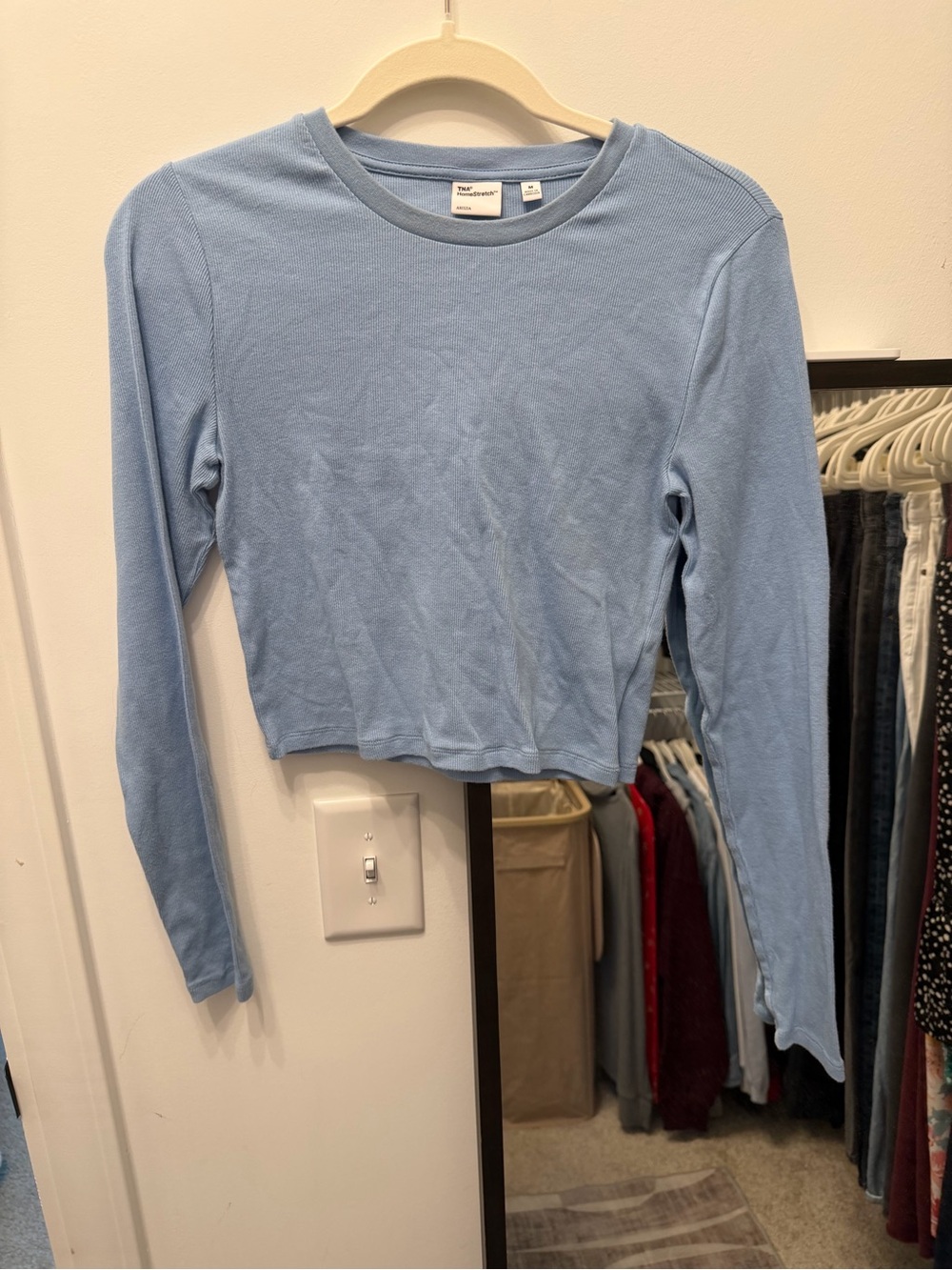 Aritzia TNA Homestretch Light Blue Cropped Long Sleeve Top